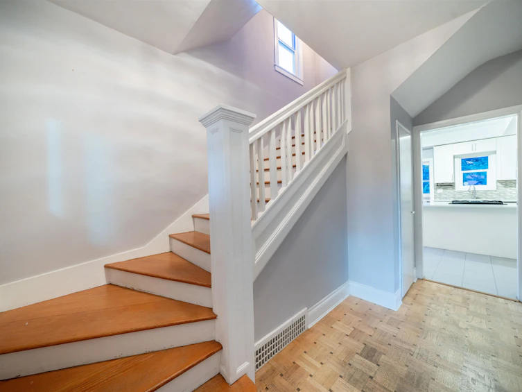2528 Adanac Street, Vancouver, BC, V5K 2M5 - 15