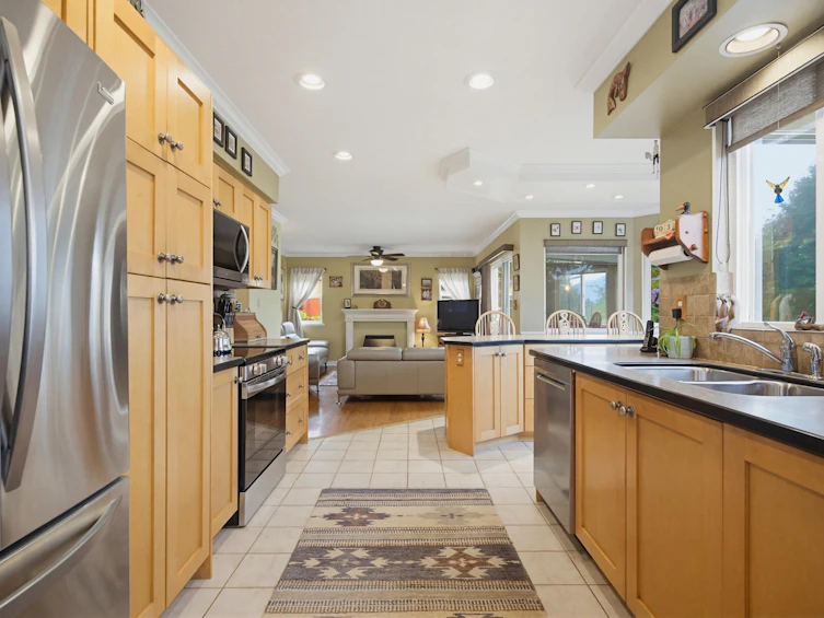33091 Hawthorne Avenue, Mission, BC, V2V 6Z1 - 8