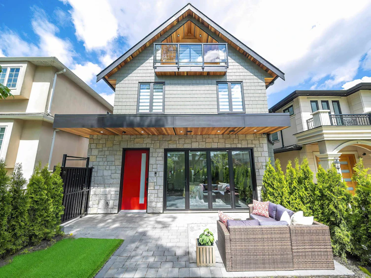 1-2777 E 27th Avenue, Vancouver, BC, V5R 1N4 - 4