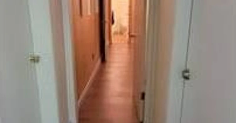 Lower Suite-5640 Sardis Crescent, Burnaby, BC, V3E 3N2 - 11
