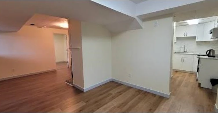 Lower Suite-5640 Sardis Crescent, Burnaby, BC, V3E 3N2 - 12