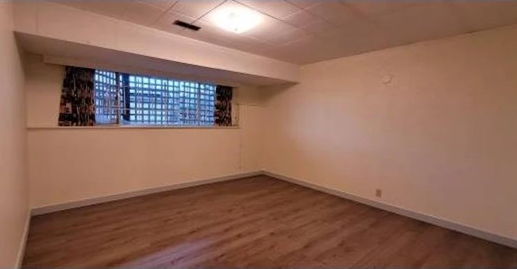 Lower Suite-5640 Sardis Crescent, Burnaby, BC, V3E 3N2 - 8