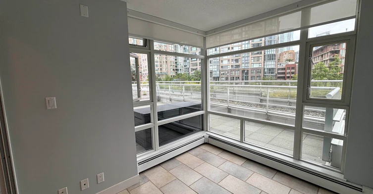 xx1-198 Aquarius Mews, Vancouver, BC, V6Z 2Y4 - 9