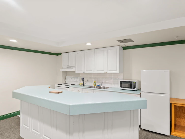 323-15268 W 105 Ave Avenue, Surrey, BC, V3R 0W8 - 17