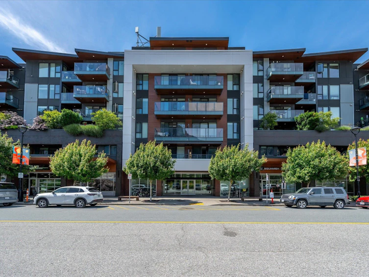 402-37881 Cleveland Avenue, Squamish, BC, V8B 0Z7 - 2