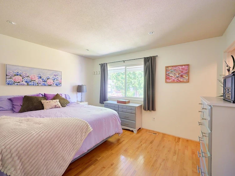 4627 Hoskins Road, North Vancouver, BC, V7K 2R2 - 13