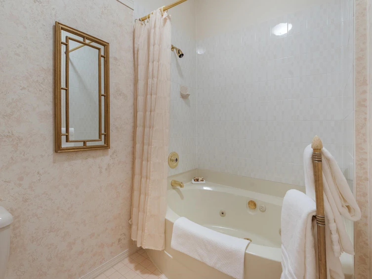 201-7651 Abercrombie Drive, Richmond, BC, V6Y 3N3 - 18