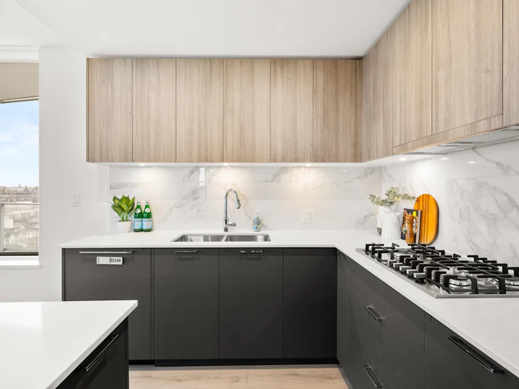 1802-8551 201 Street, Langley, BC, V2Y 3Y5 - 6