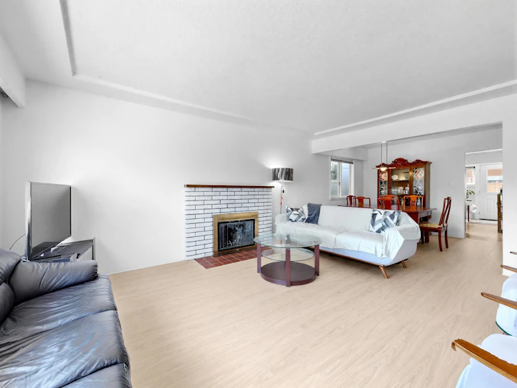 2514 E 27th Avenue, Vancouver, BC, V5R 1N1 - 4
