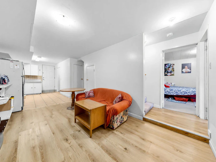 2514 E 27th Avenue, Vancouver, BC, V5R 1N1 - 16
