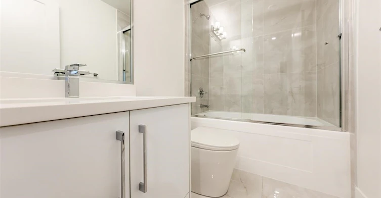 G101-9727 129a Street, Surrey, BC, V3T 3J6 - 9
