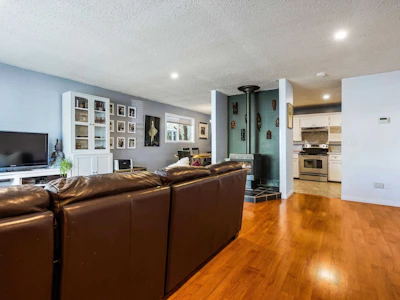 8880 Allard Street - 5