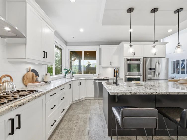 3435 Horizon Drive, Coquitlam, BC, V3E 0E6 - 6