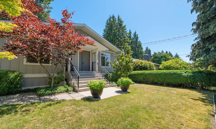 1956 Westview Drive
