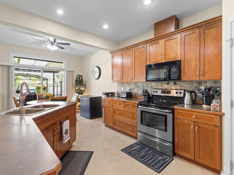 A-2484 Nile Gate, Port Coquitlam, BC, V3B 8B3 - 7