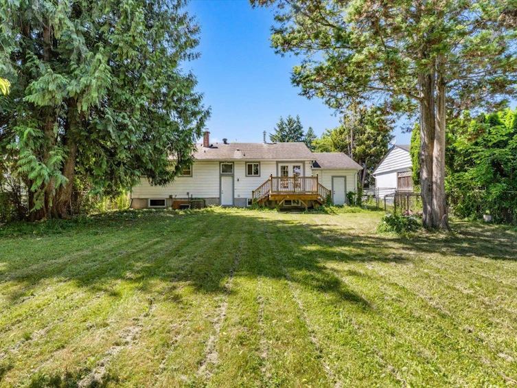 9740 Carleton Street, Chilliwack, BC, V2P 6E3 - 22