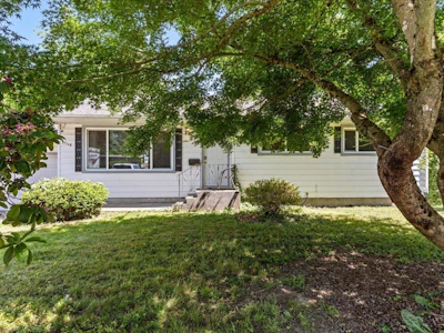 9740 Carleton Street - 3