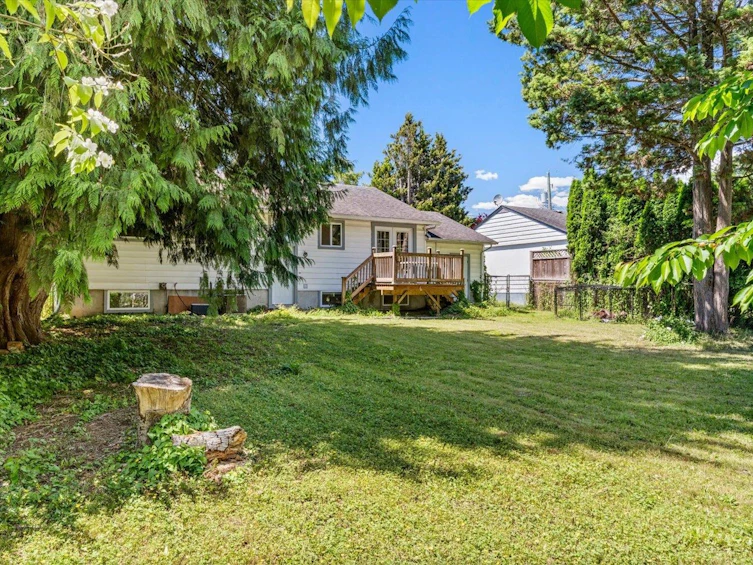 9740 Carleton Street, Chilliwack, BC, V2P 6E3 - 24