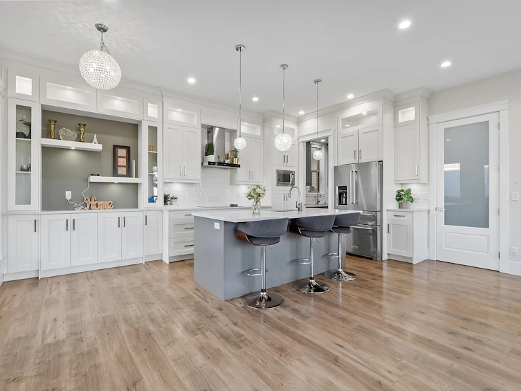 8144 116a Street, Delta, BC, V4C 5Y8 - 5