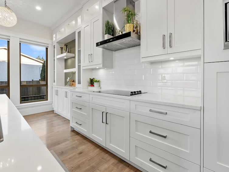 8144 116a Street, Delta, BC, V4C 5Y8 - 8