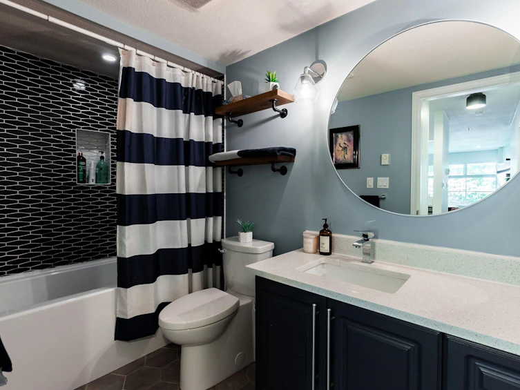 206-2388 Triumph Street, Vancouver, BC, V5L 1L5 - 22