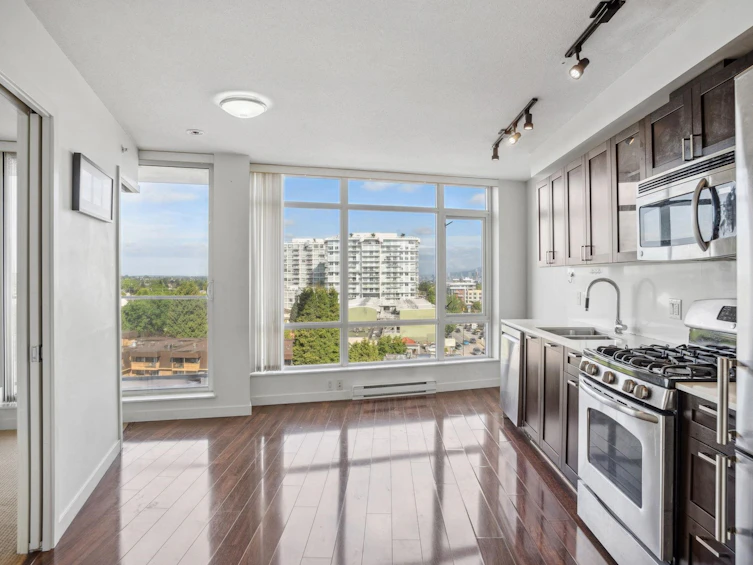 810-4815 Eldorado Mews, Vancouver, BC, V5R 0B2