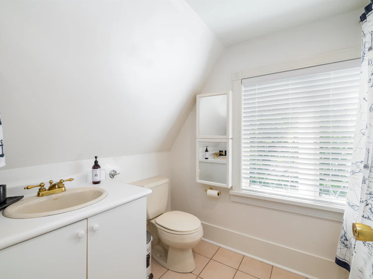 4343 11th Avenue, Vancouver, BC, V6R 2L9 - 18