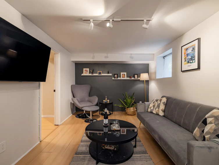 4343 11th Avenue, Vancouver, BC, V6R 2L9 - 23