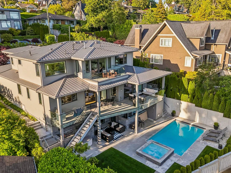 2668 Haywood Avenue, West Vancouver, BC, V7V 1Y6 - 2