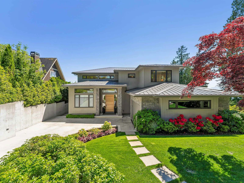 2668 Haywood Avenue, West Vancouver BC V7V 1Y6