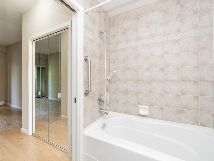 418-285 Newport Drive, Port Moody, BC, V3H 5J6 - 16