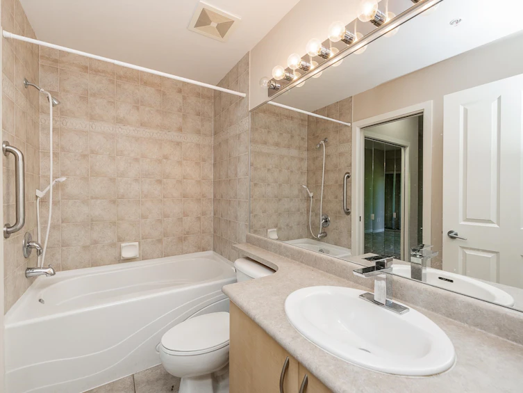 418-285 Newport Drive, Port Moody, BC, V3H 5J6 - 17