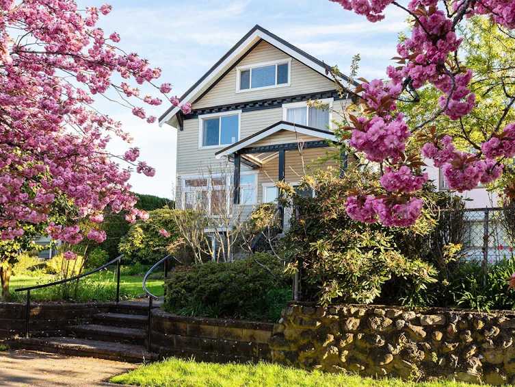 111 E 61st Avenue, Vancouver, BC, V5X 2B3