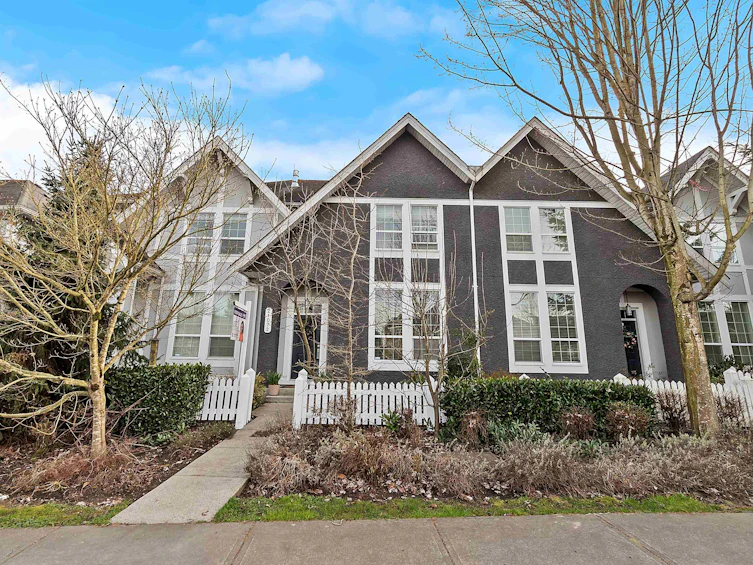 21072 80 Avenue, Langley, BC, V2Y 0H6 - 2