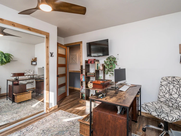 695 Hudson Bay Street, Hope, BC, V0X 1L4 - 22