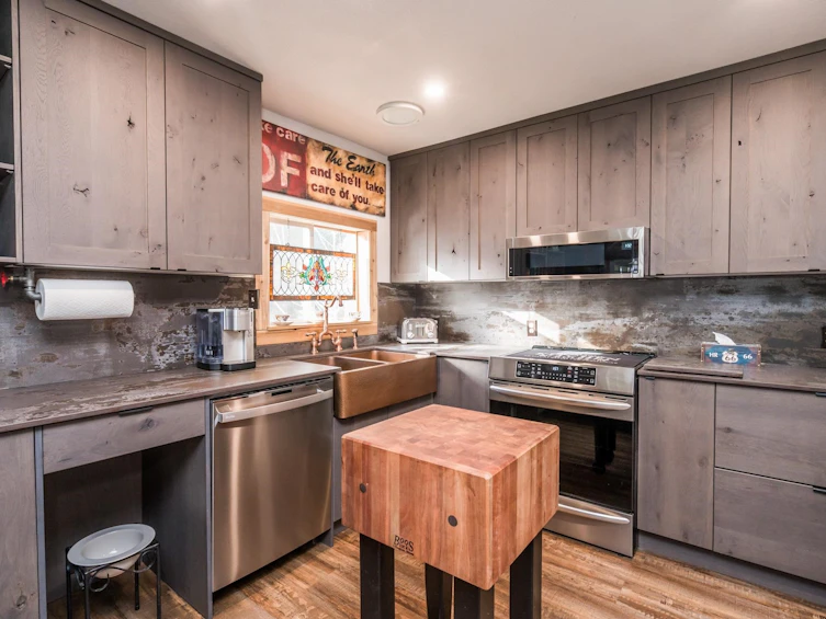695 Hudson Bay Street, Hope, BC, V0X 1L4 - 12