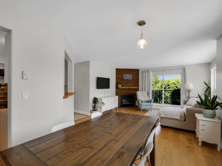 201-1460 Pemberton Avenue, Squamish, BC, V8B 0J9 - 21