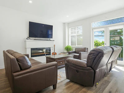 15-7740 Grand Street - 4
