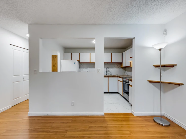 108-13364 102 Avenue, Surrey, BC, V3T 5L8 - 6