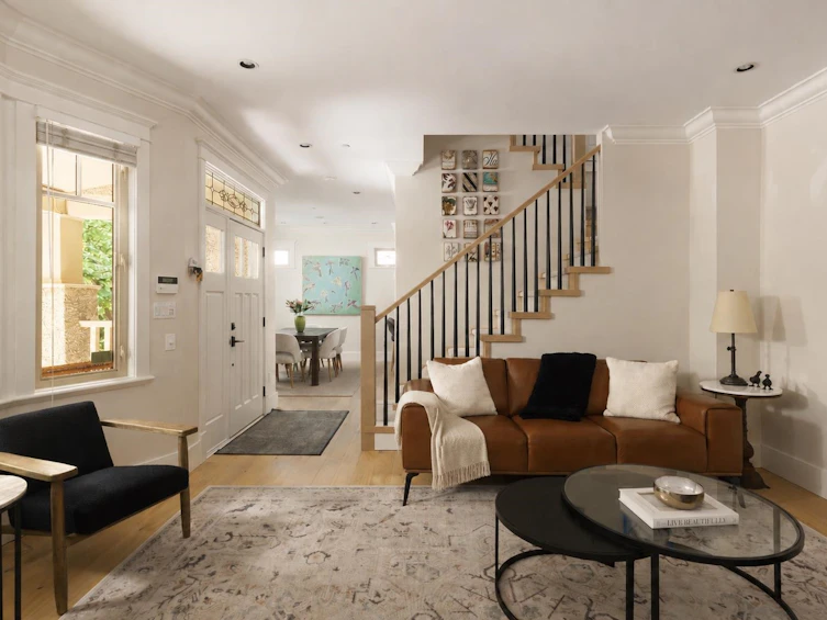 2515 W 6th Avenue, Vancouver, BC, V6K 1W4 - 5