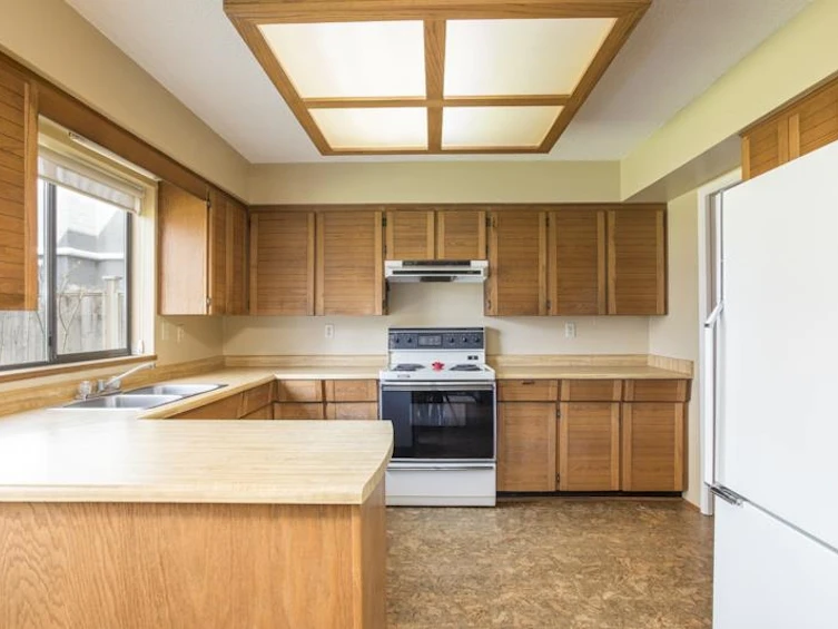 10139 Lawson Drive, Richmond, BC, V7E 5M2 - 10