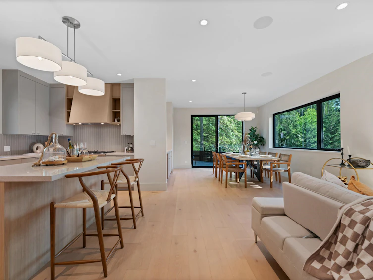 5663 Westport Road, West Vancouver, BC, V7W 1V3 - 7