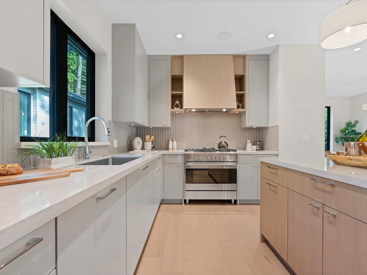 5663 Westport Road, West Vancouver, BC, V7W 1V3 - 11