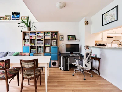 402-1190 Eastwood Street - 5