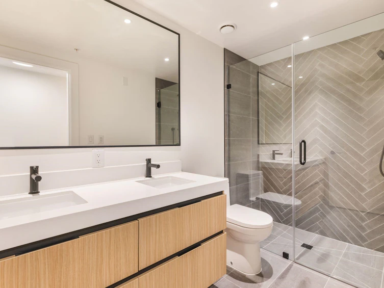 202-2235 E Broadway, Vancouver, BC, V5N 0J5 - 10