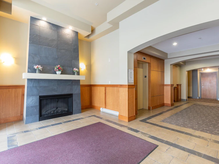 204-33328 Bourquin Crescent, Abbotsford, BC, V2S 1Y1 - 32