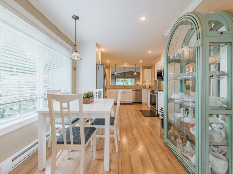 6319 Tower Street, Sechelt, BC, V7Z 0T7 - 10