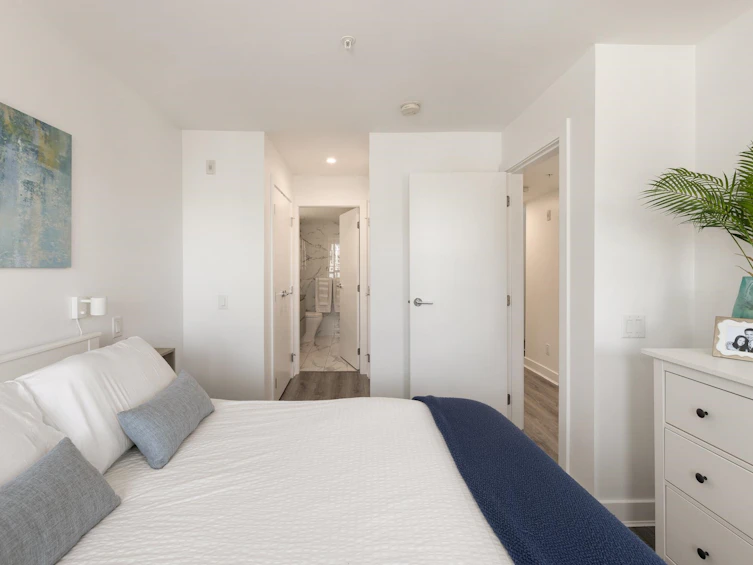 215-2060 Curling Road, North Vancouver, BC, V7P 0E1 - 20