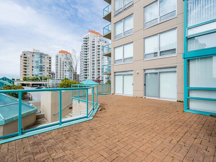 1002-612 Sixth Street, New Westminster, BC, V3L 5V2 - 35