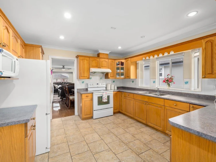 3545 Viewmount Place, Abbotsford, BC, V2T 6S1 - 8